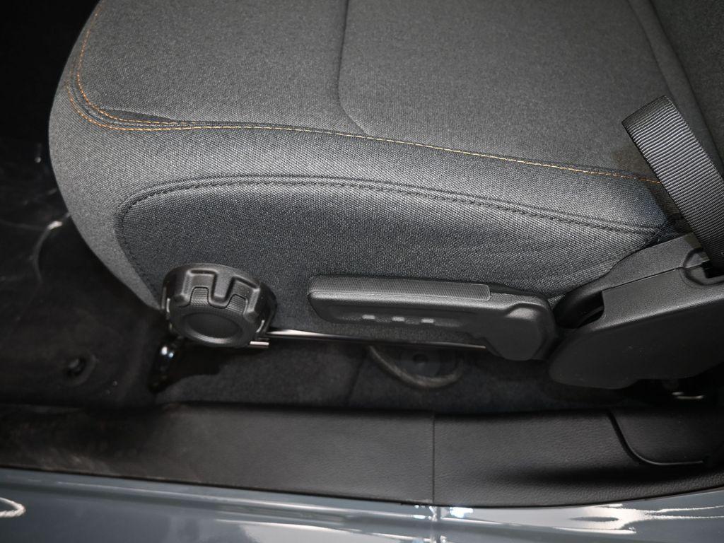 new 2025 Jeep Wrangler car