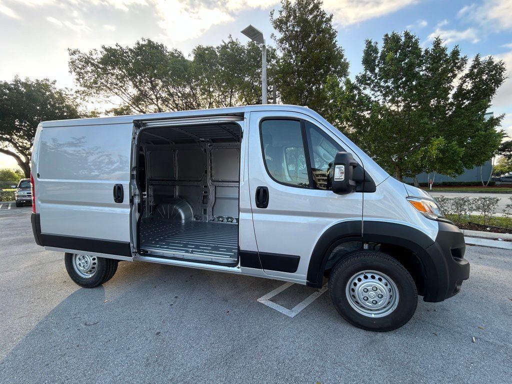 new 2025 Ram ProMaster 2500 car, priced at $49,535