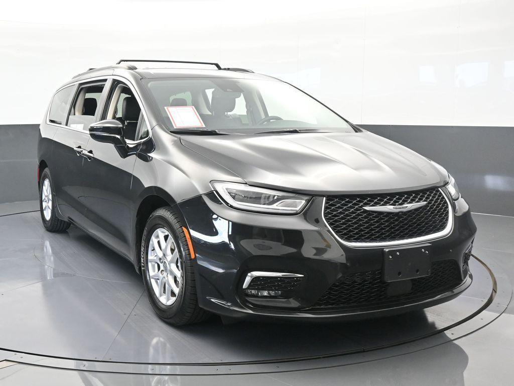 used 2022 Chrysler Pacifica car, priced at $19,995