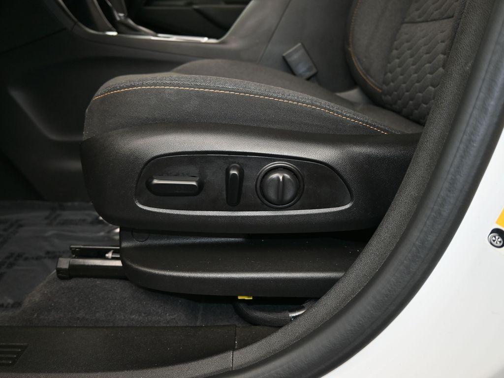 used 2020 Chevrolet Equinox car, priced at $16,575