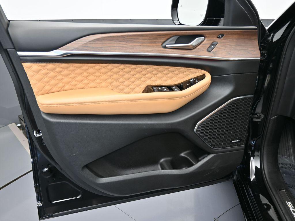 used 2023 Jeep Grand Cherokee L car, priced at $45,321