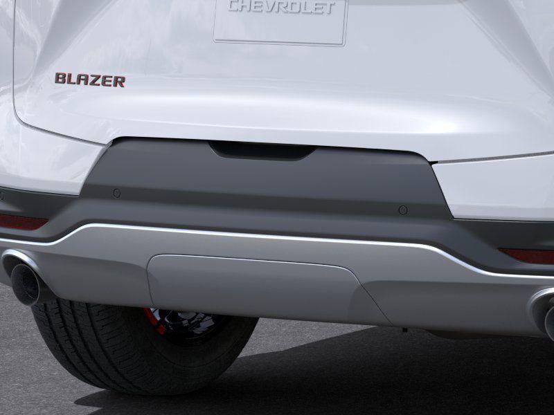 new 2025 Chevrolet Blazer car, priced at $35,090