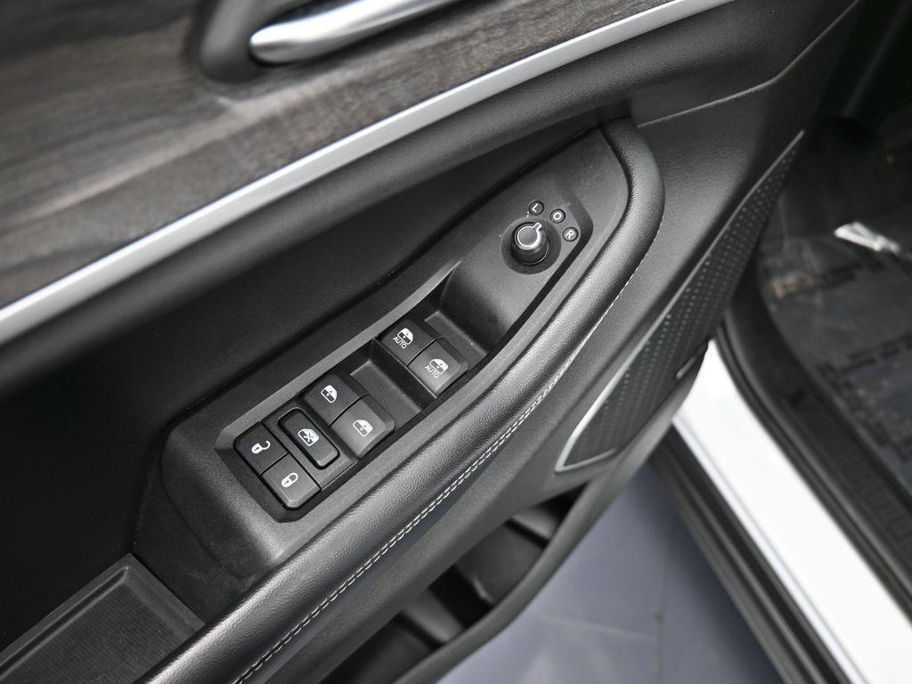 used 2021 Jeep Grand Cherokee L car, priced at $29,750