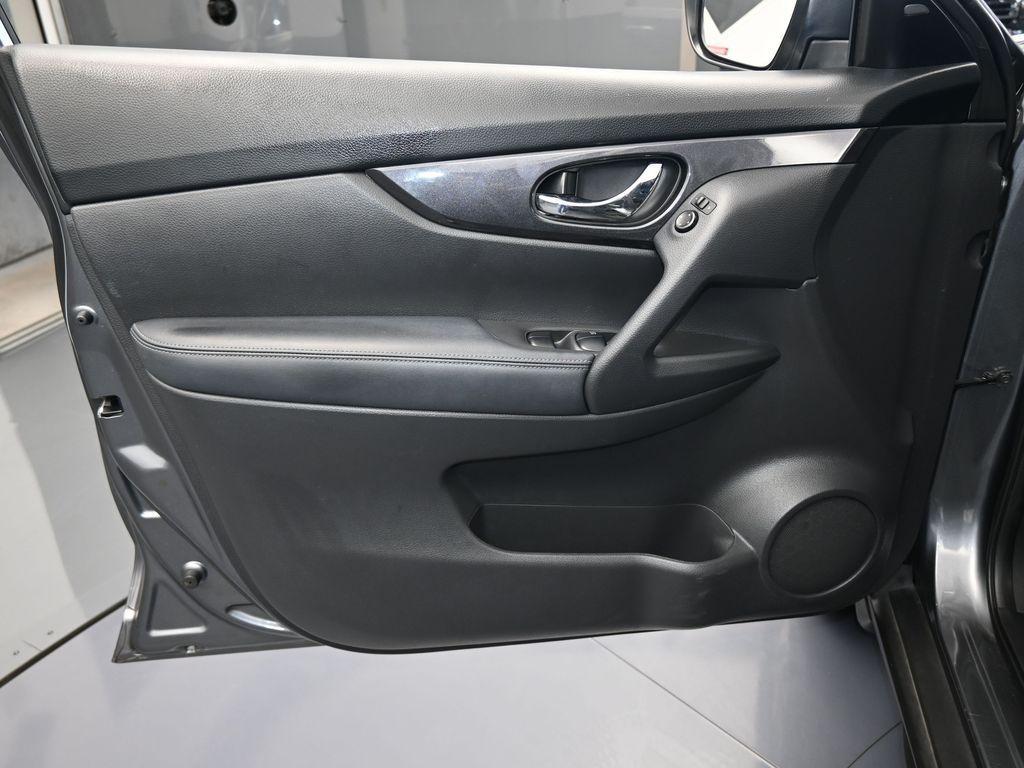 used 2020 Nissan Rogue car, priced at $14,241