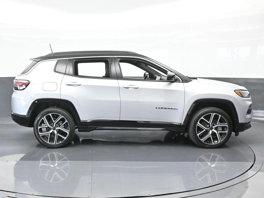 new 2025 Jeep Compass car, priced at $34,454