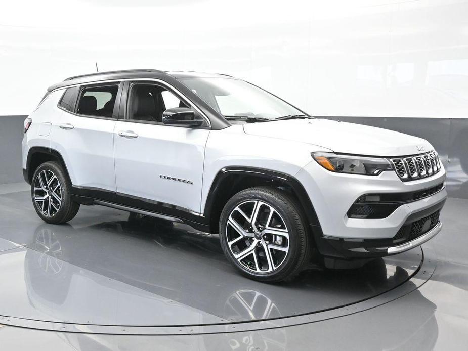 new 2025 Jeep Compass car, priced at $34,454