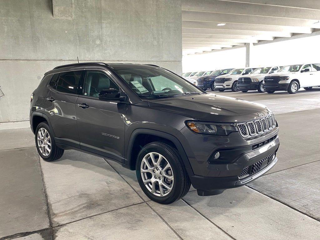 new 2023 Jeep Compass car, priced at $31,341