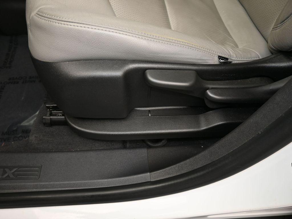 used 2020 Chevrolet Equinox car, priced at $15,950