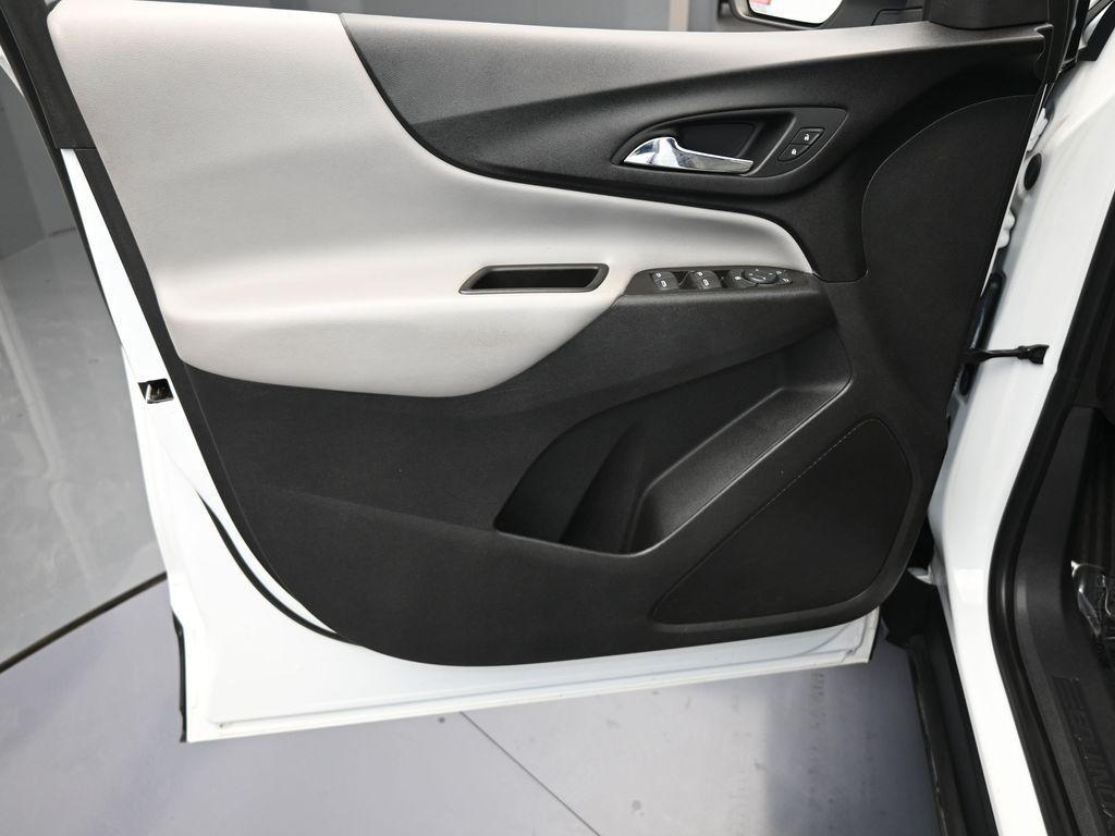 used 2020 Chevrolet Equinox car, priced at $15,950