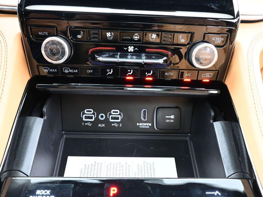 new 2025 Jeep Grand Cherokee L car