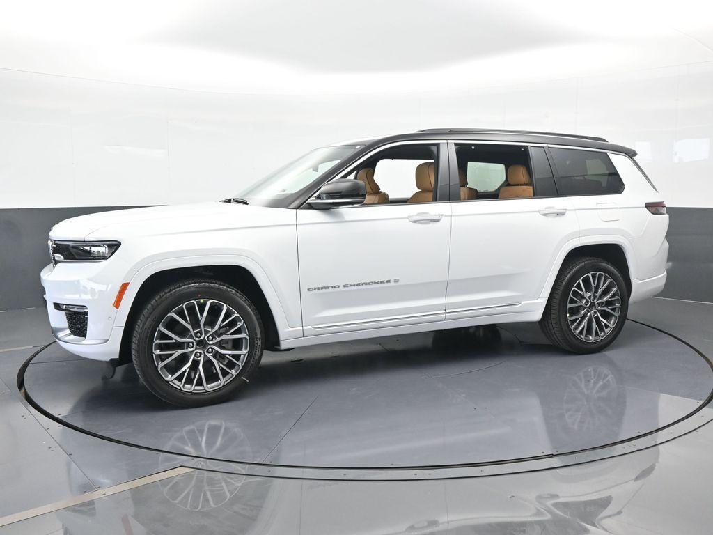 new 2025 Jeep Grand Cherokee L car