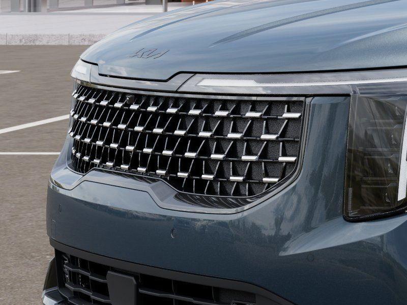 new 2025 Kia Carnival Hybrid car, priced at $49,687
