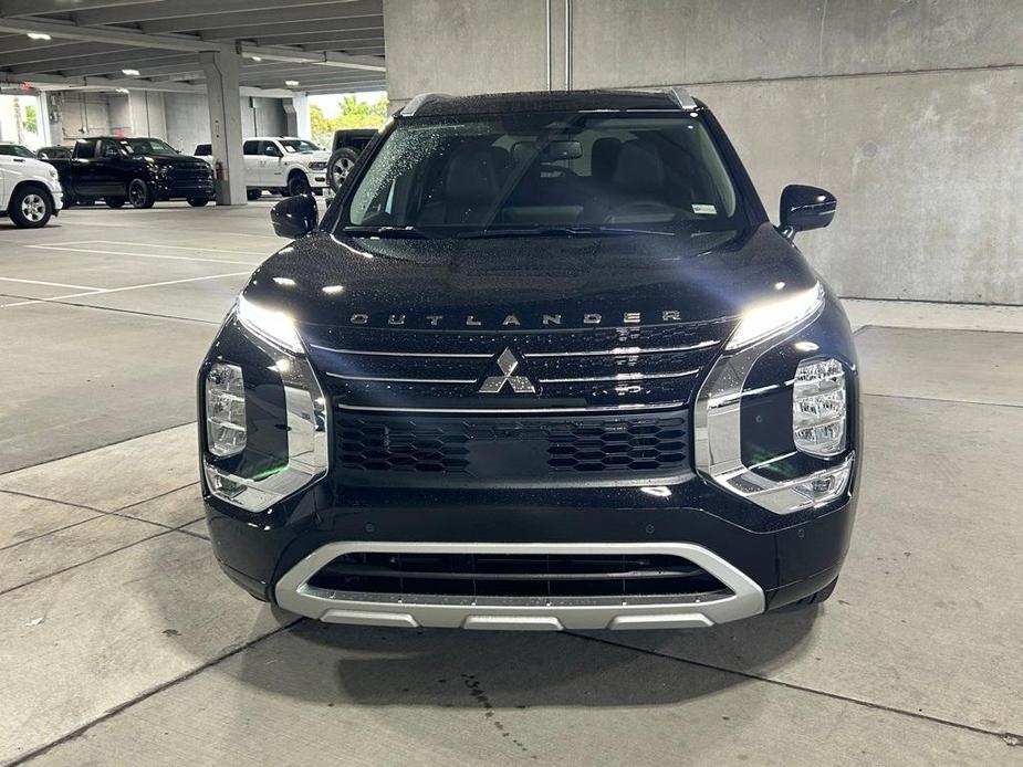 new 2024 Mitsubishi Outlander car, priced at $34,548