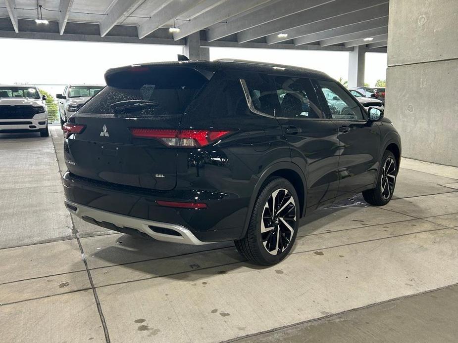 new 2024 Mitsubishi Outlander car, priced at $34,548