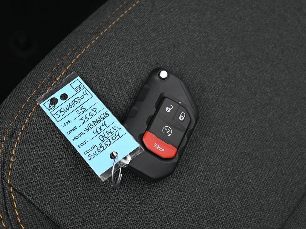 new 2025 Jeep Wrangler car