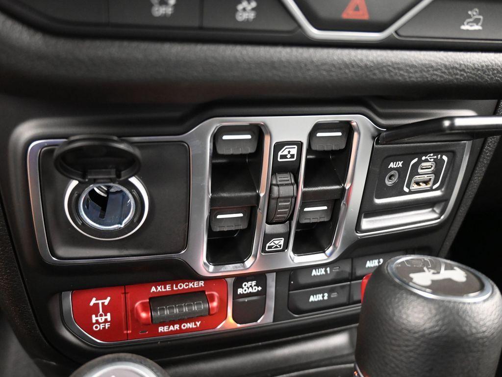 new 2025 Jeep Wrangler car