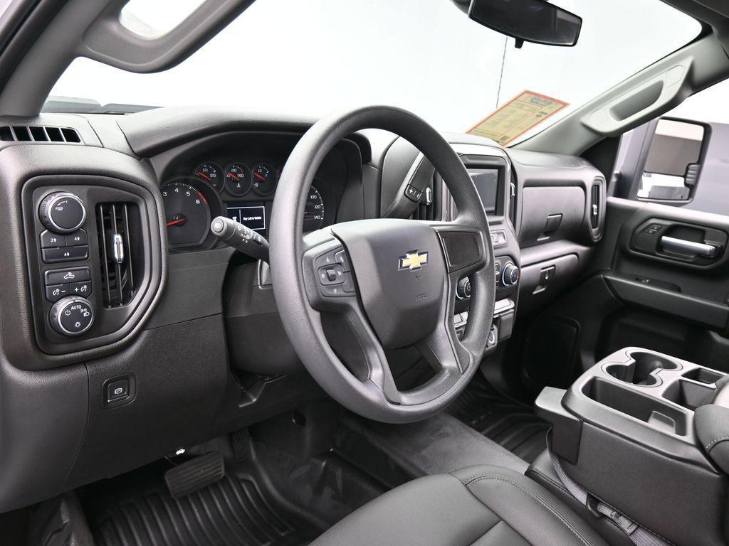 used 2024 Chevrolet Silverado 2500 car, priced at $46,996