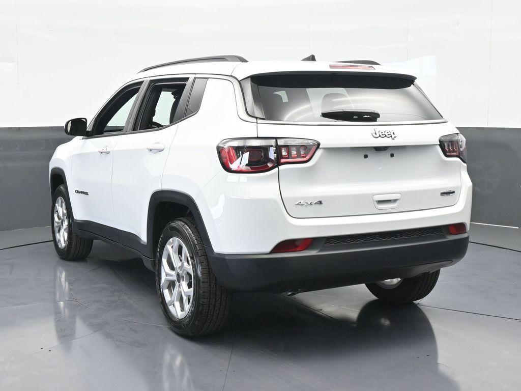 new 2025 Jeep Compass car, priced at $28,701