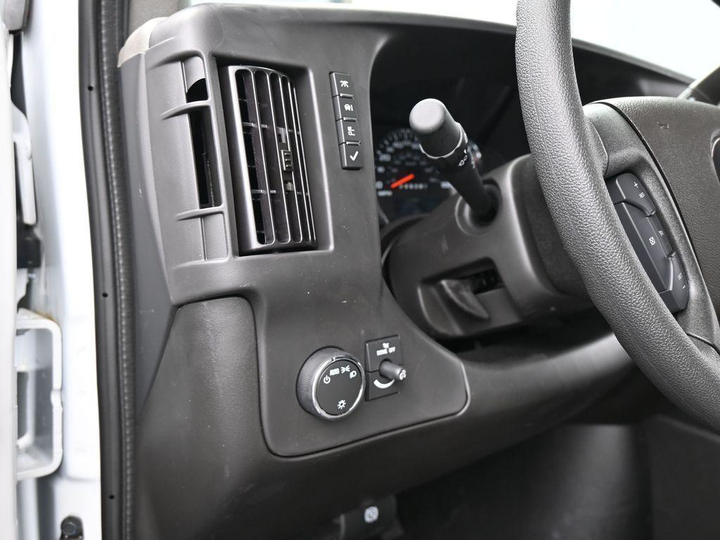 new 2025 Chevrolet Express 2500 car, priced at $39,440