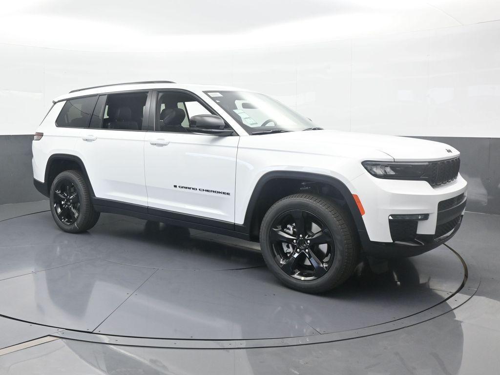 new 2025 Jeep Grand Cherokee L car