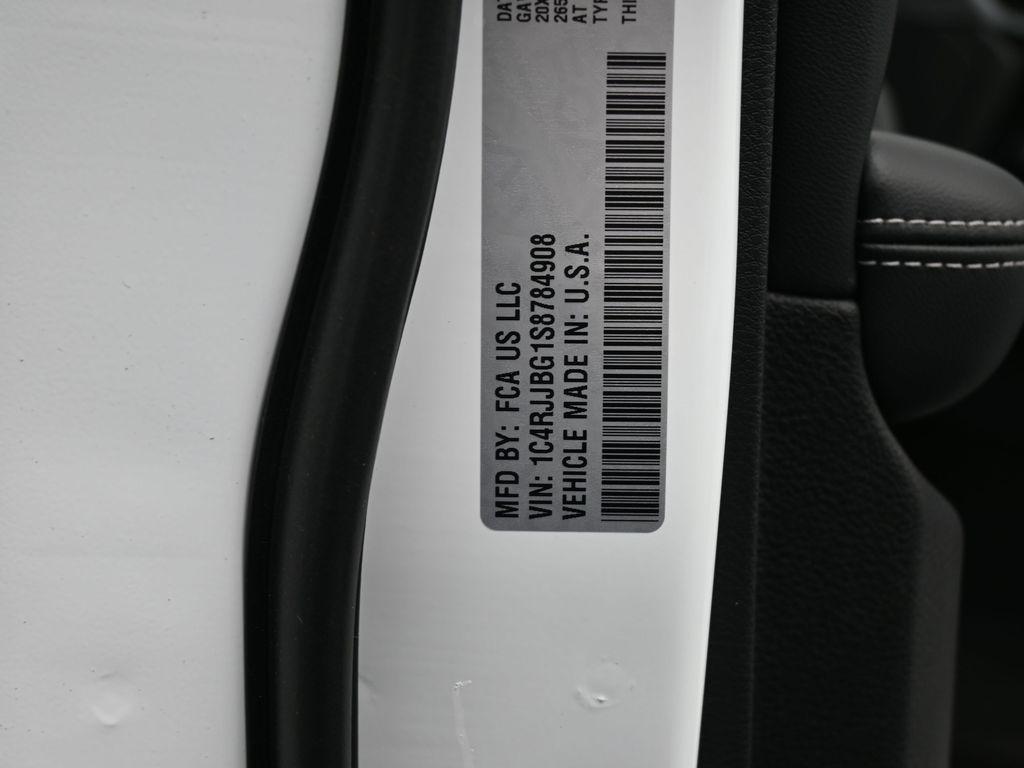 new 2025 Jeep Grand Cherokee L car