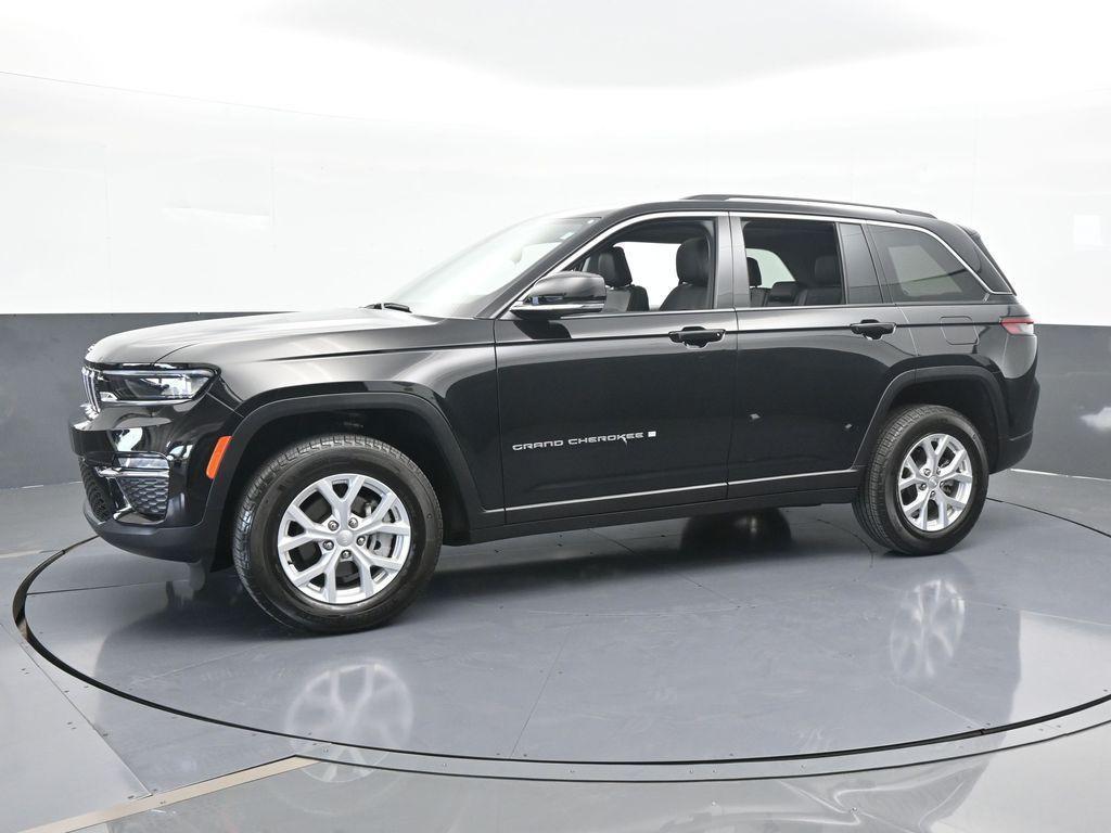 used 2023 Jeep Grand Cherokee car, priced at $29,999