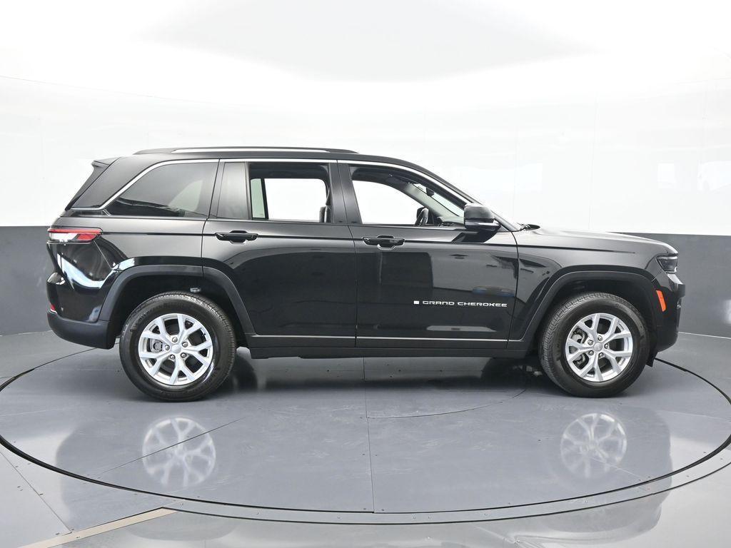 used 2023 Jeep Grand Cherokee car, priced at $29,999