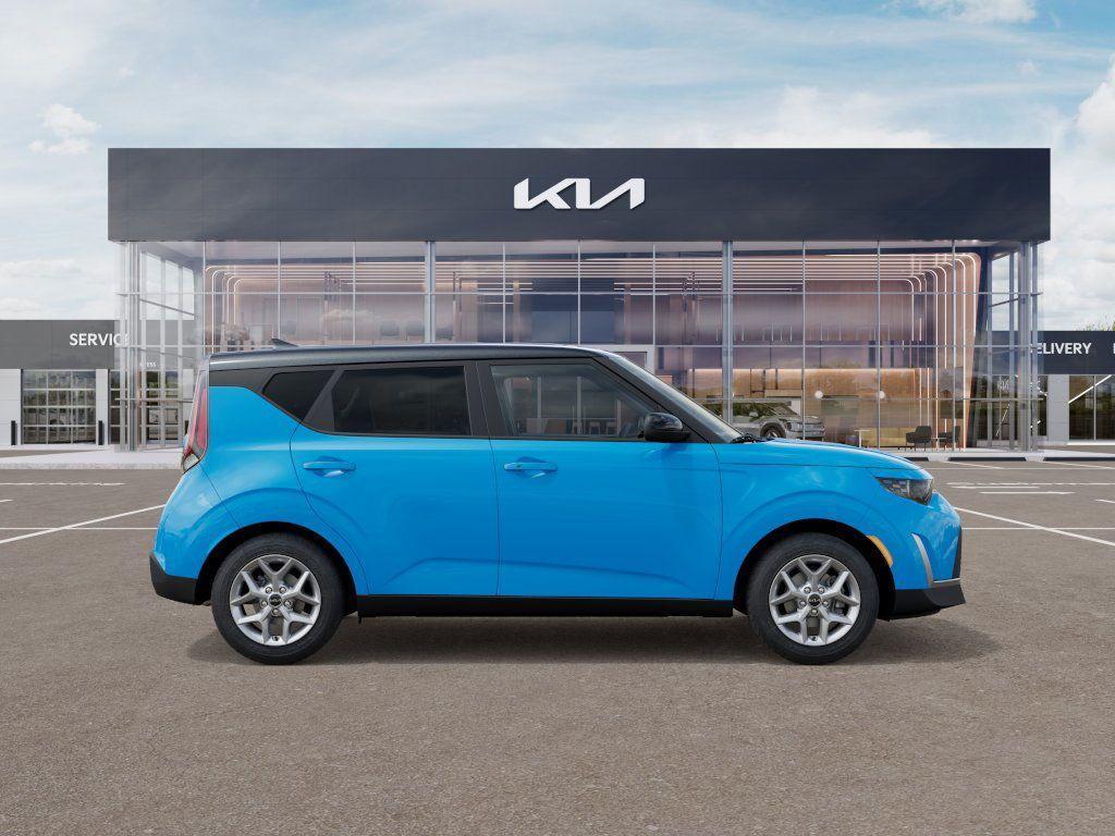 new 2025 Kia Soul car, priced at $22,034