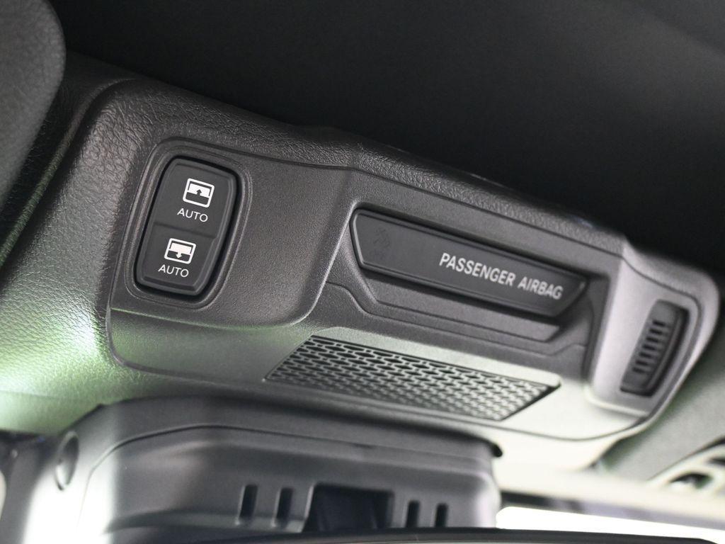 new 2025 Jeep Wrangler car