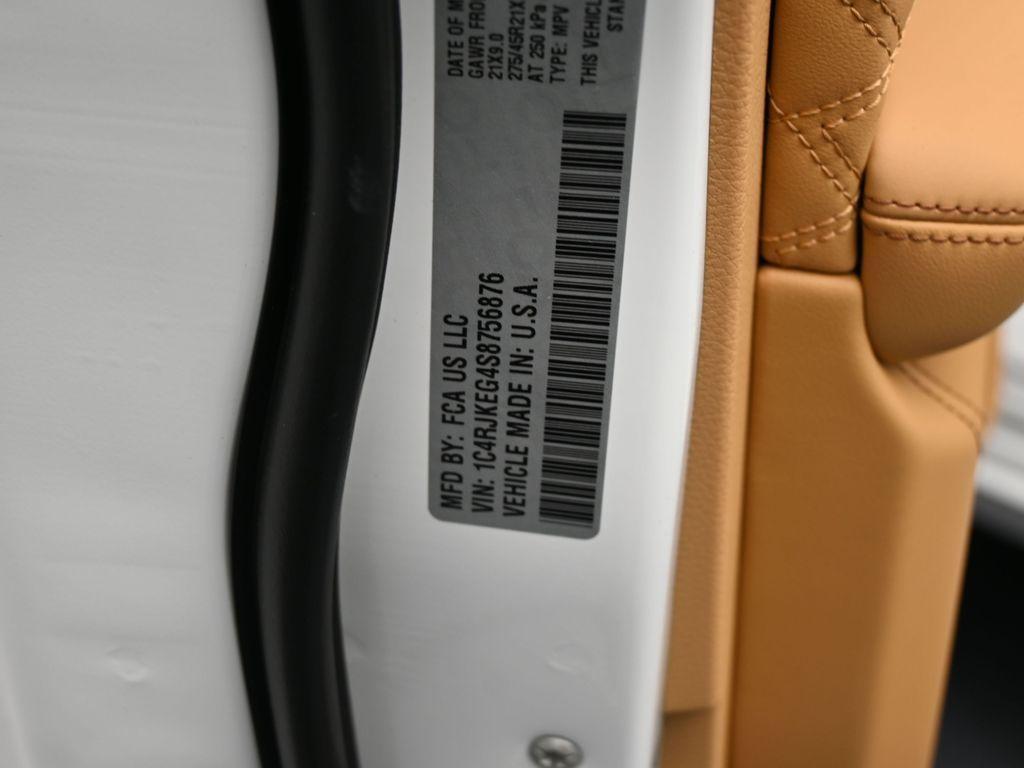 new 2025 Jeep Grand Cherokee L car