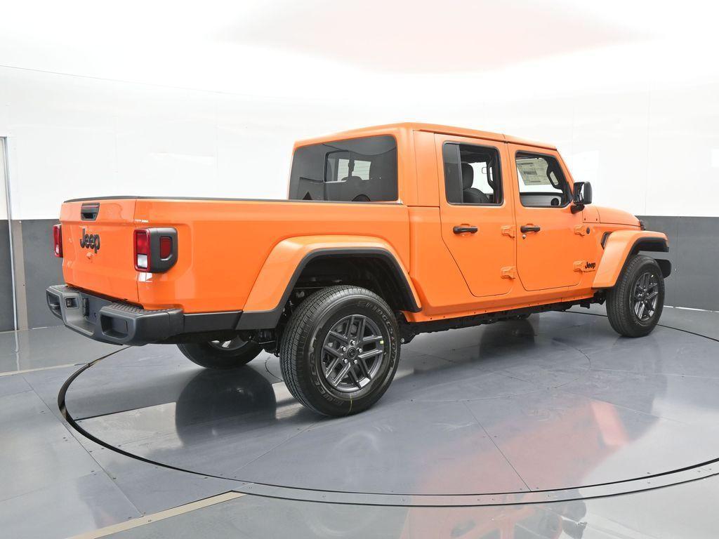 new 2025 Jeep Gladiator car