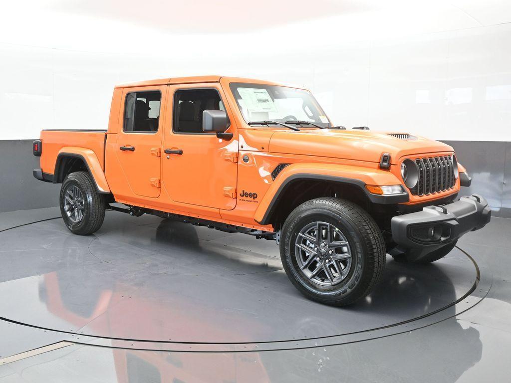 new 2025 Jeep Gladiator car