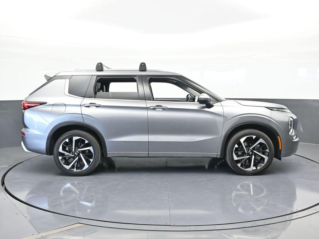 used 2022 Mitsubishi Outlander car, priced at $22,990