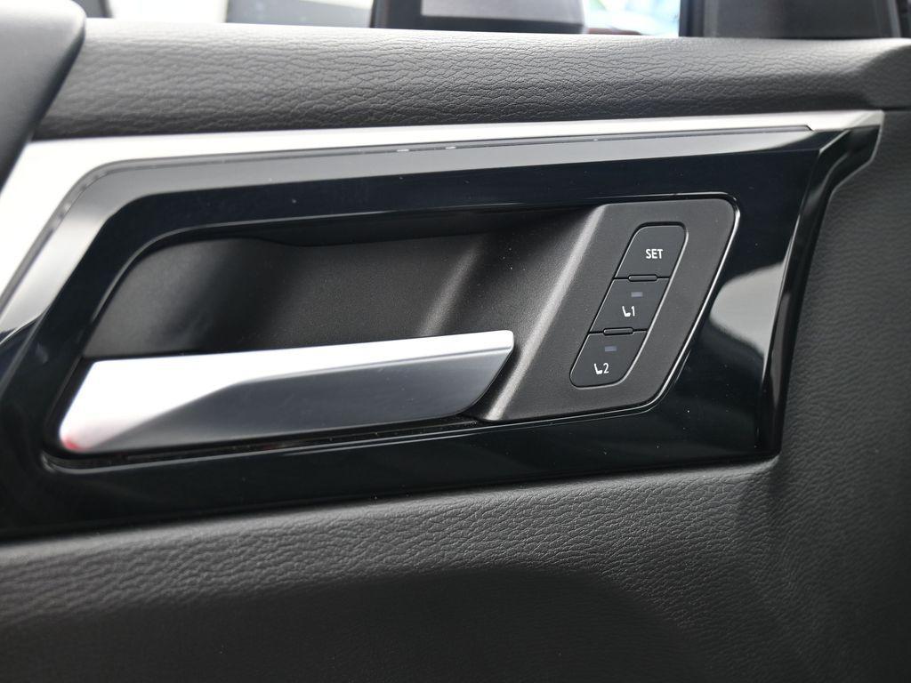 used 2022 Mitsubishi Outlander car, priced at $22,990