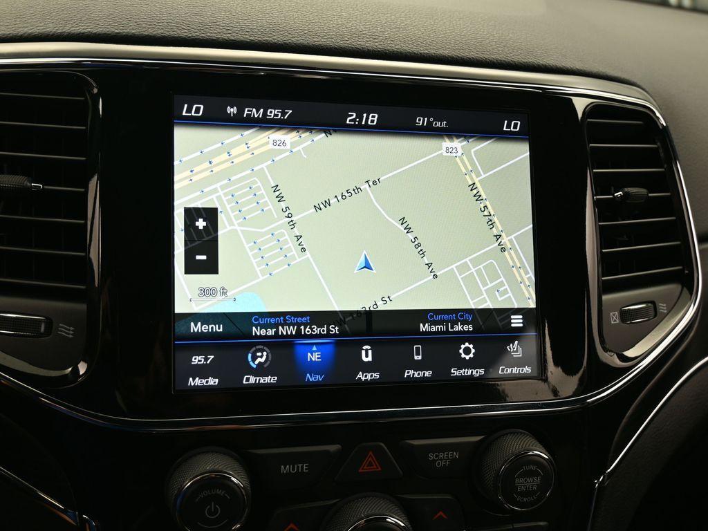 used 2022 Jeep Grand Cherokee WK car, priced at $25,991