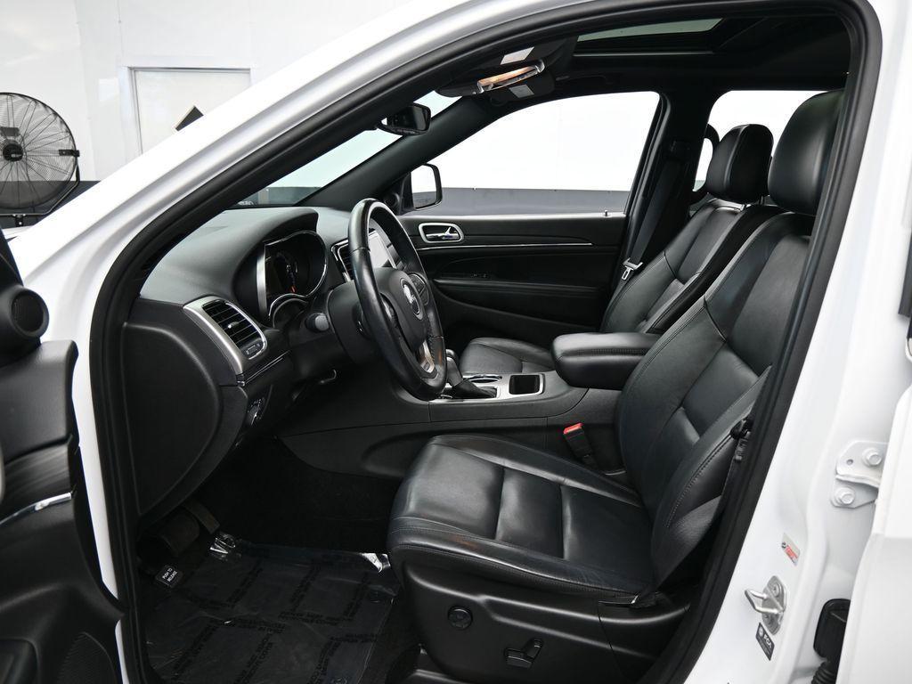 used 2022 Jeep Grand Cherokee WK car, priced at $25,991