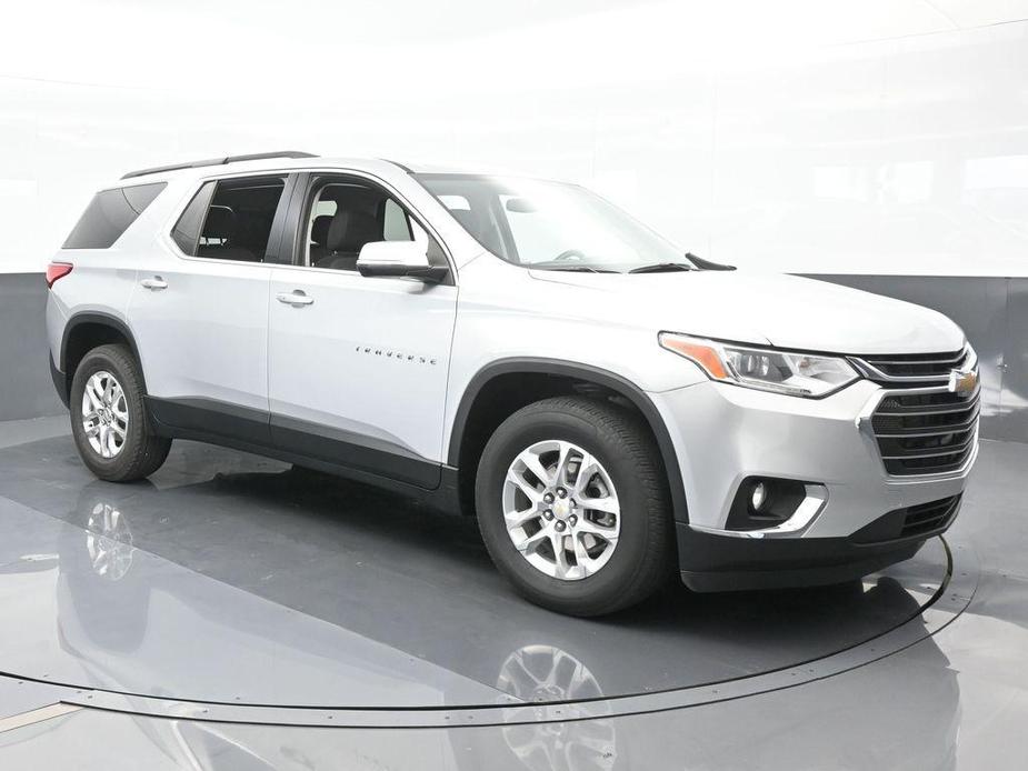 used 2021 Chevrolet Traverse car, priced at $23,750