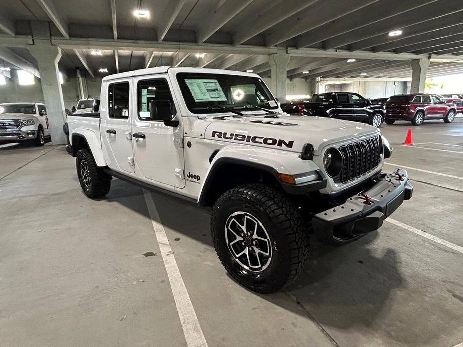 new 2024 Jeep Gladiator car, priced at $57,386