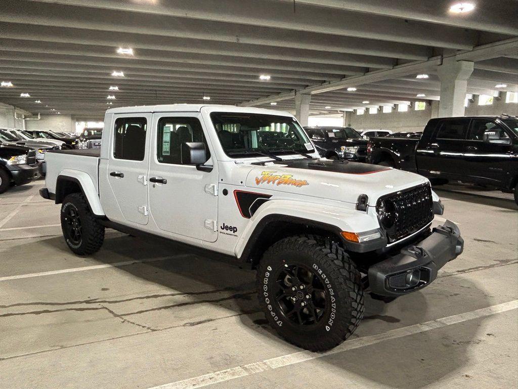 new 2024 Jeep Gladiator car, priced at $45,237