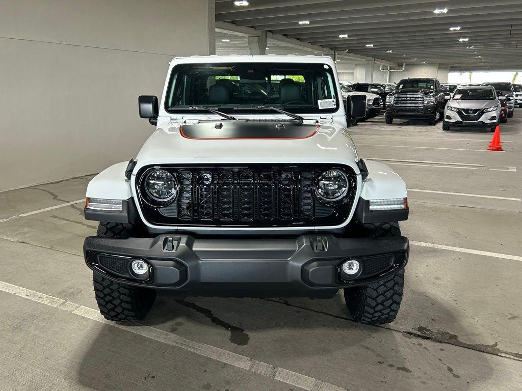 new 2024 Jeep Gladiator car, priced at $45,237