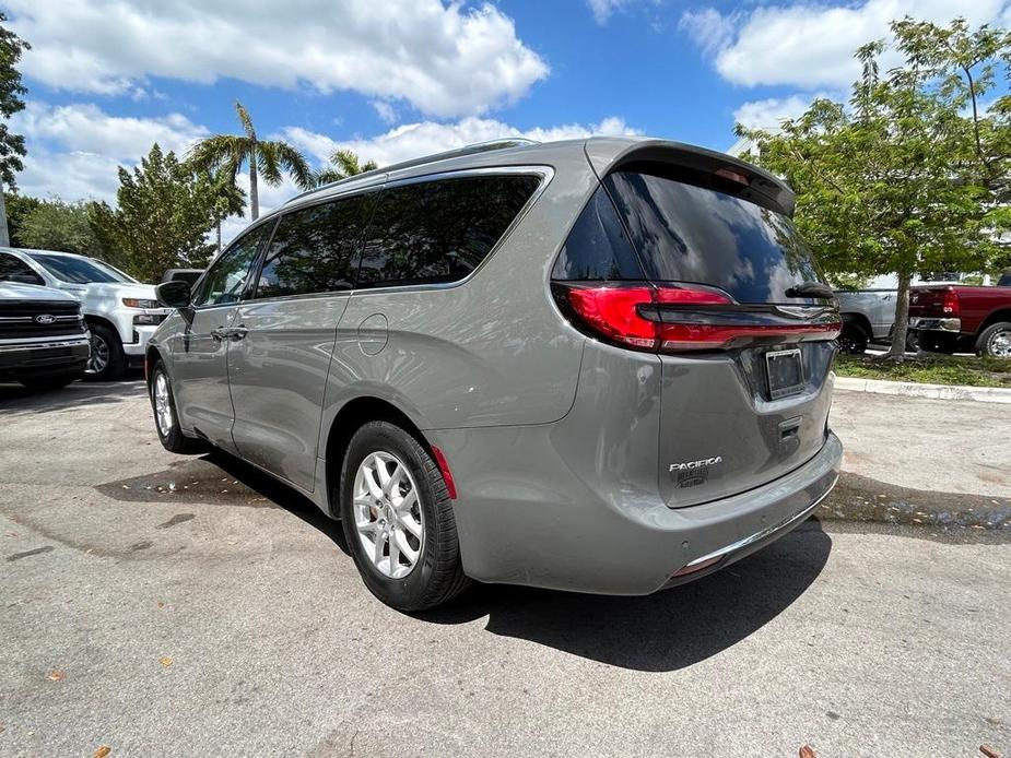 used 2021 Chrysler Pacifica car, priced at $18,300