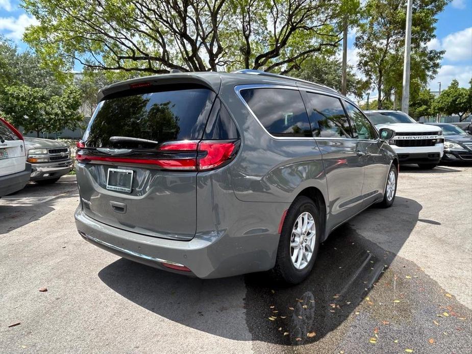 used 2021 Chrysler Pacifica car, priced at $18,300