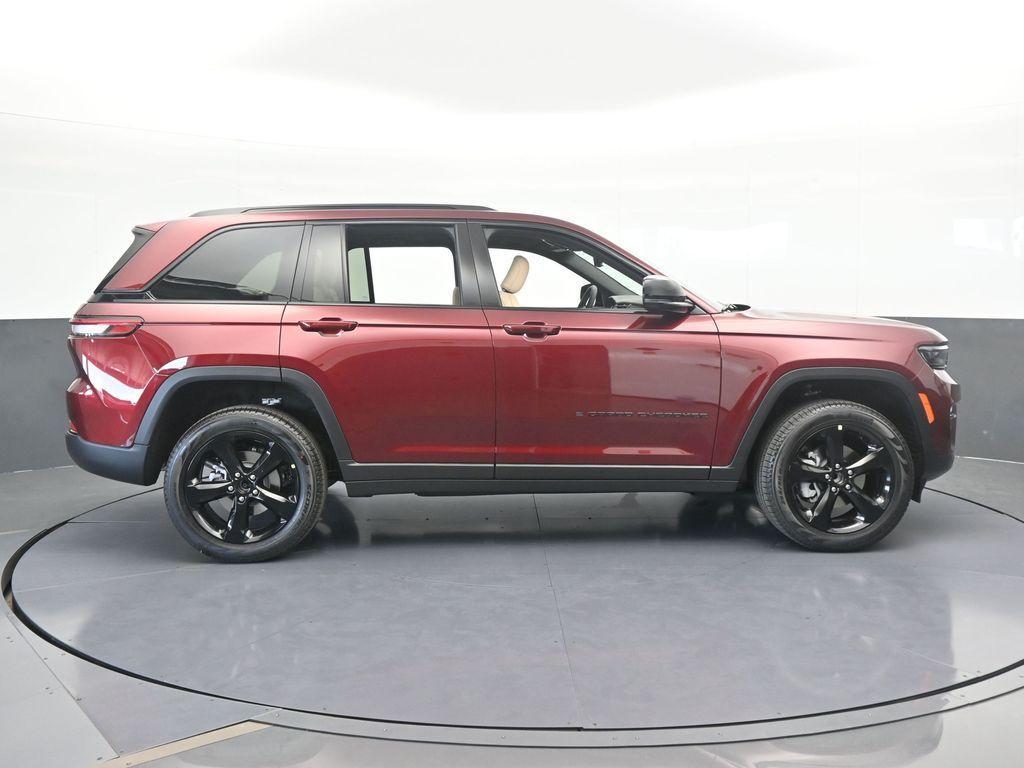 new 2025 Jeep Grand Cherokee car