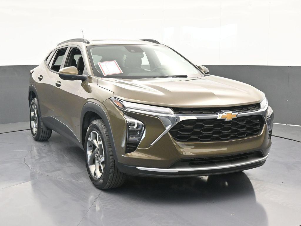 used 2024 Chevrolet Trax car, priced at $22,650