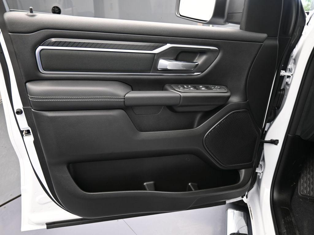 new 2025 Ram 1500 car