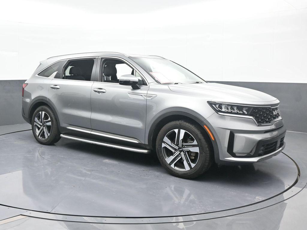 used 2022 Kia Sorento Hybrid car, priced at $28,660