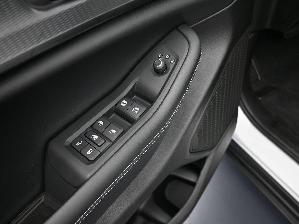 new 2025 Jeep Grand Cherokee car