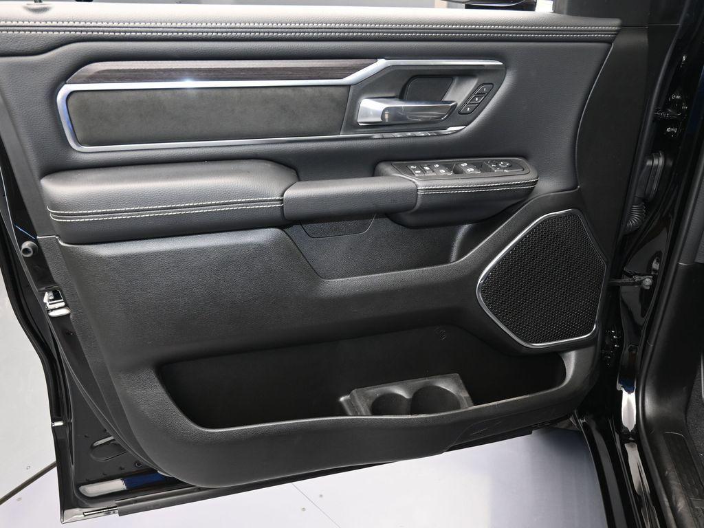 new 2025 Ram 1500 car, priced at $57,613
