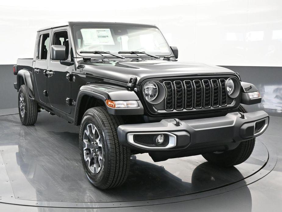 new 2024 Jeep Gladiator car, priced at $44,737