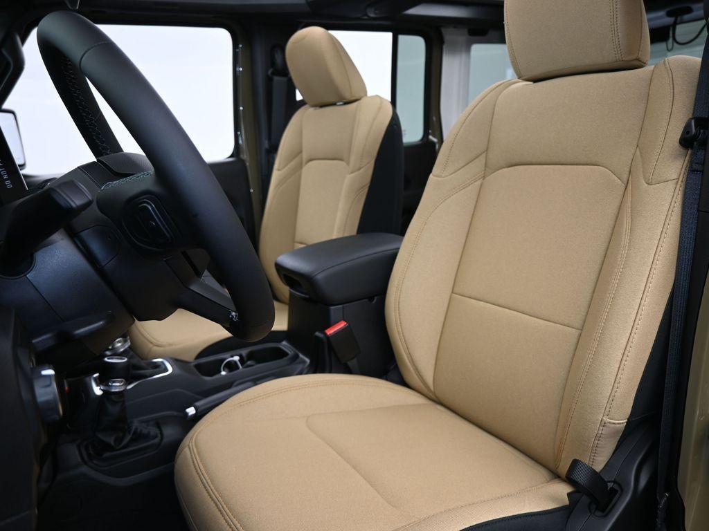 new 2025 Jeep Wrangler 4xe car